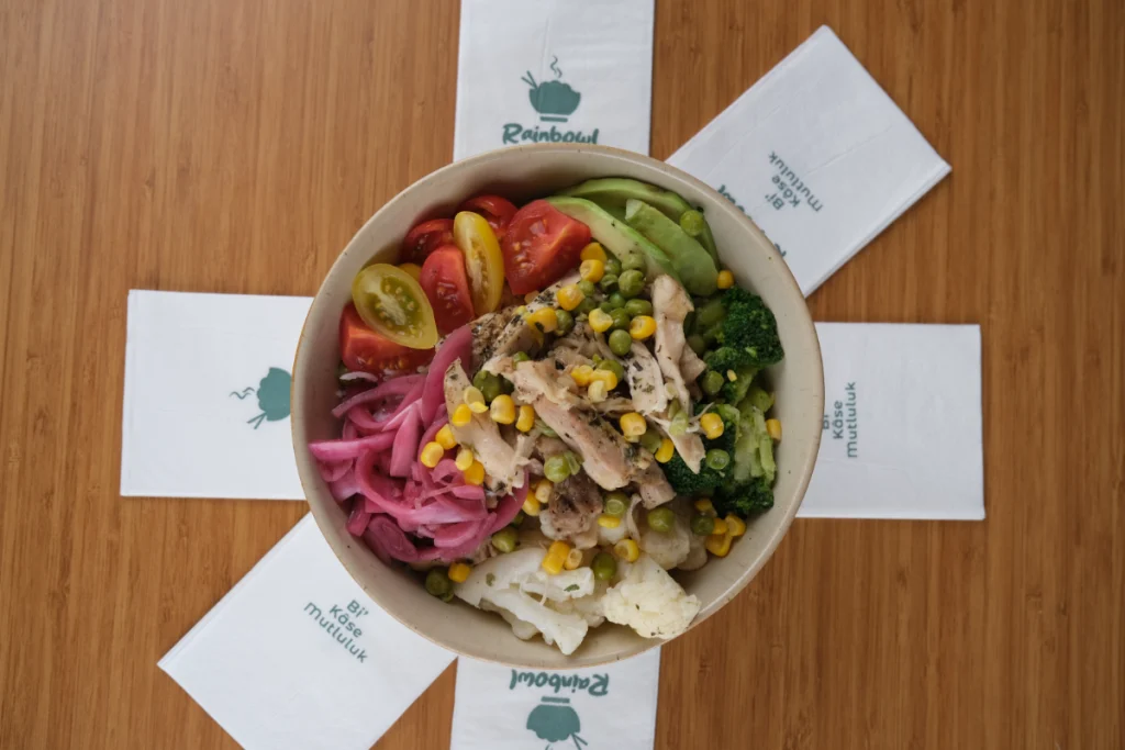 Bowl Dolu Sağlık: Rainbowl ile Dengeli Beslenme Deneyimi
