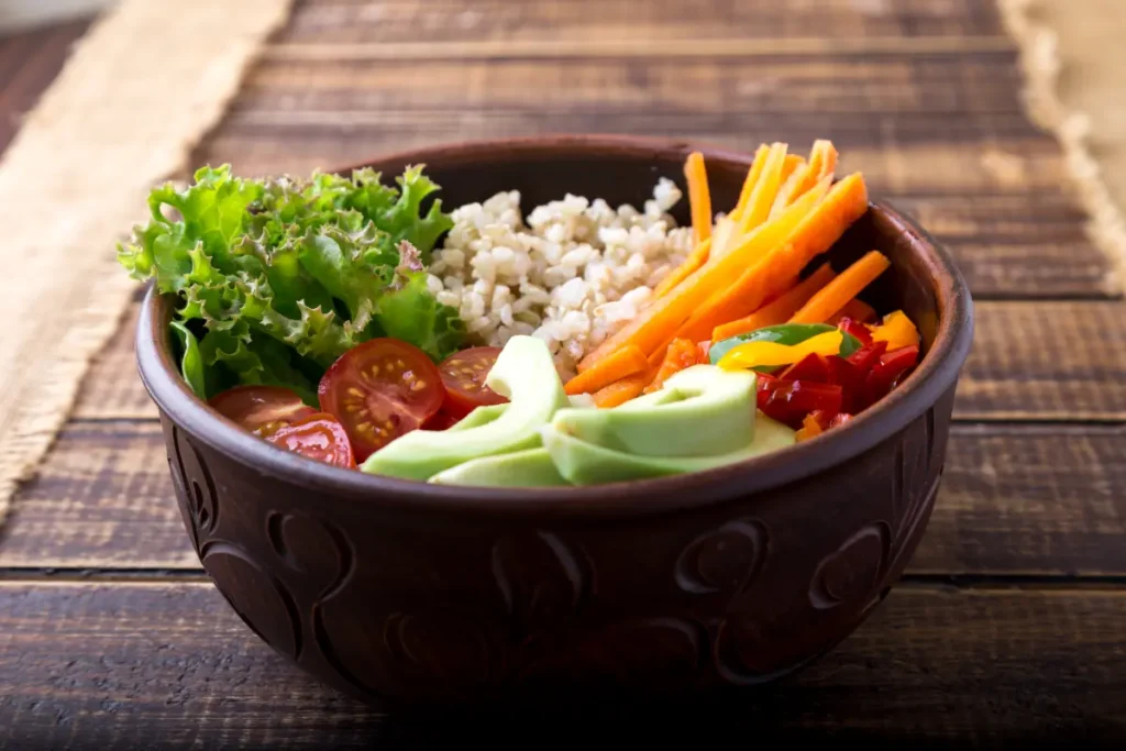 Düşük Kalorili Bowl Tarifleri: Sağlıklı ve Lezzetli Seçenekler